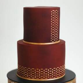 Бордовый свадебный торт №116614